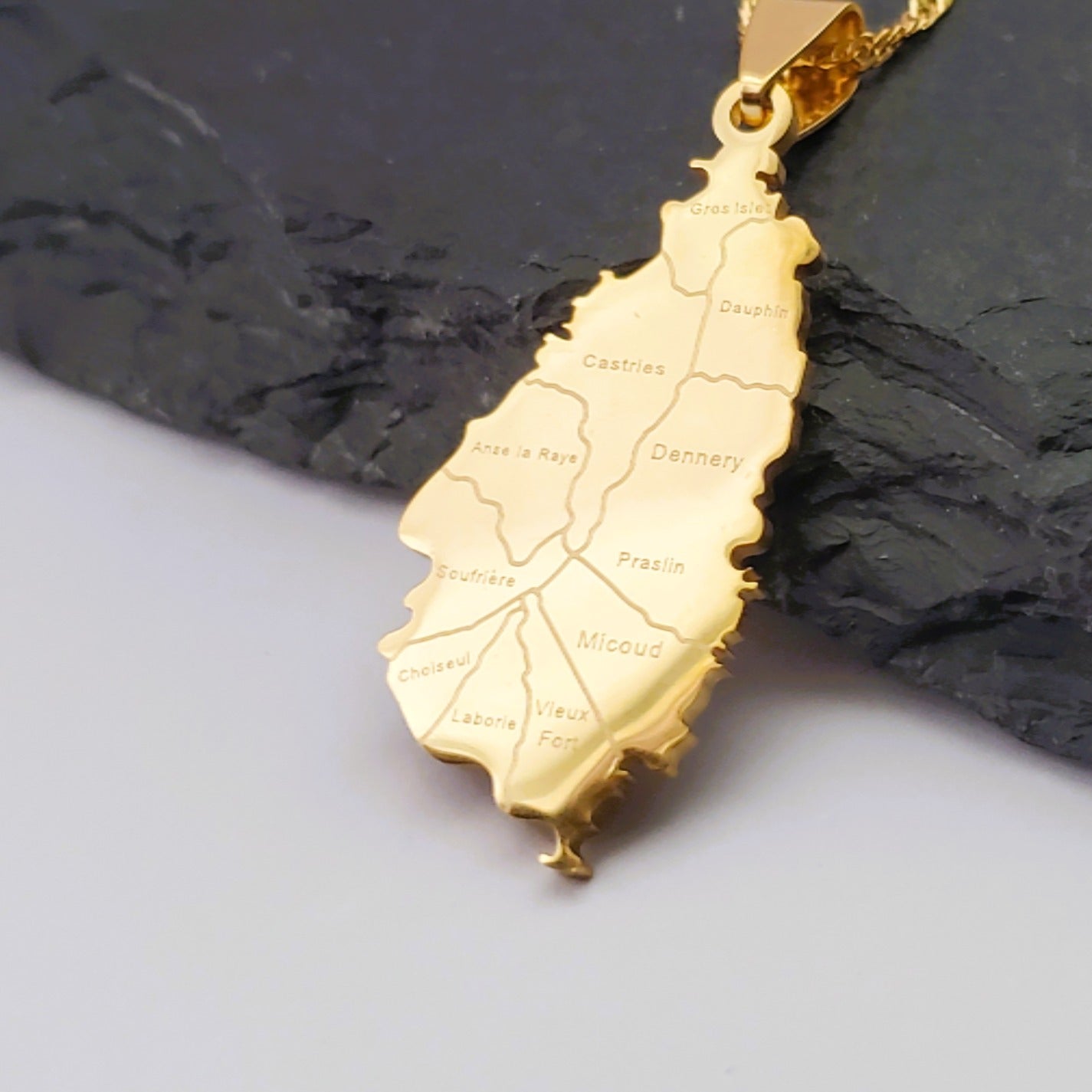 St Lucia City Pendant - Iṣura