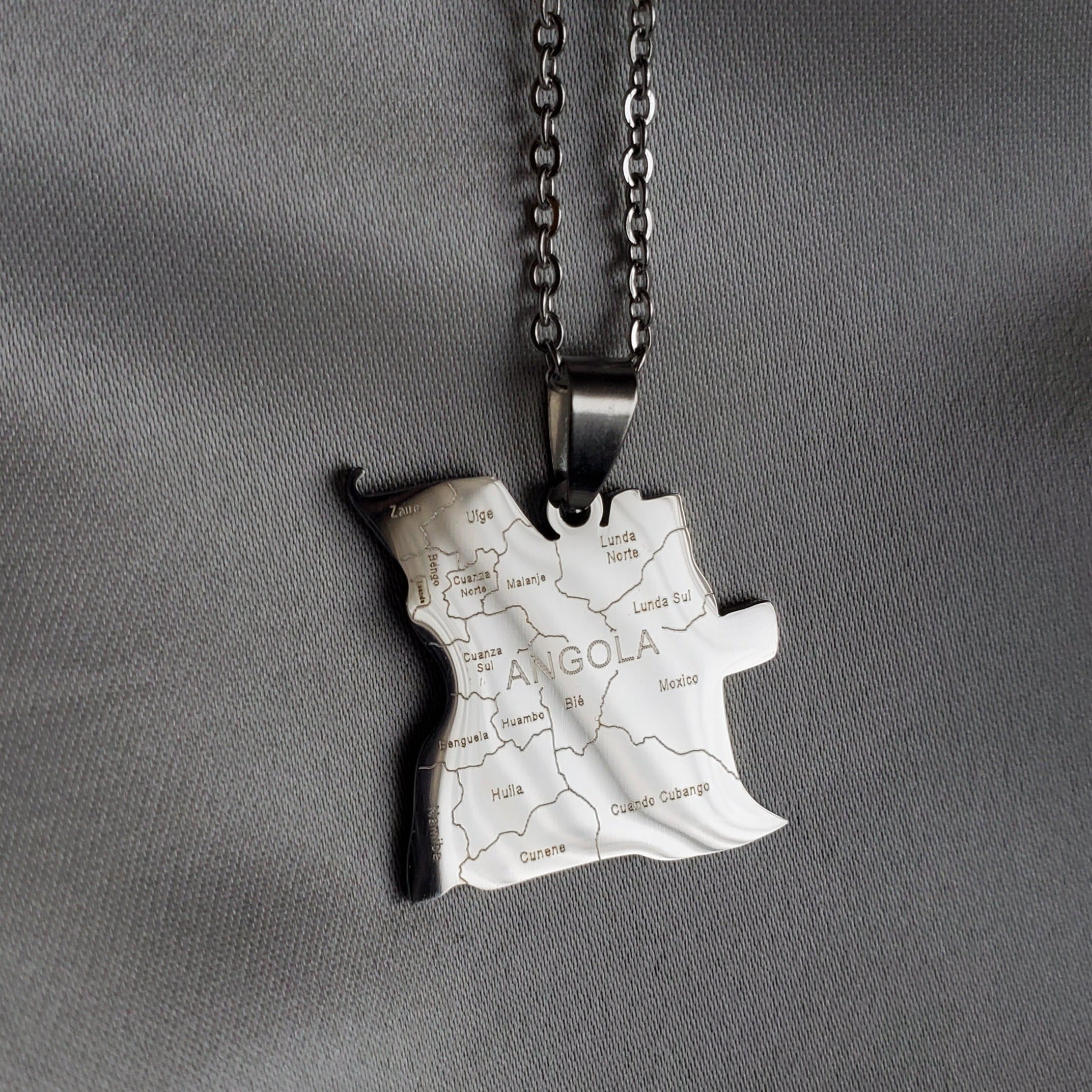 Angola City Pendant - Iṣura