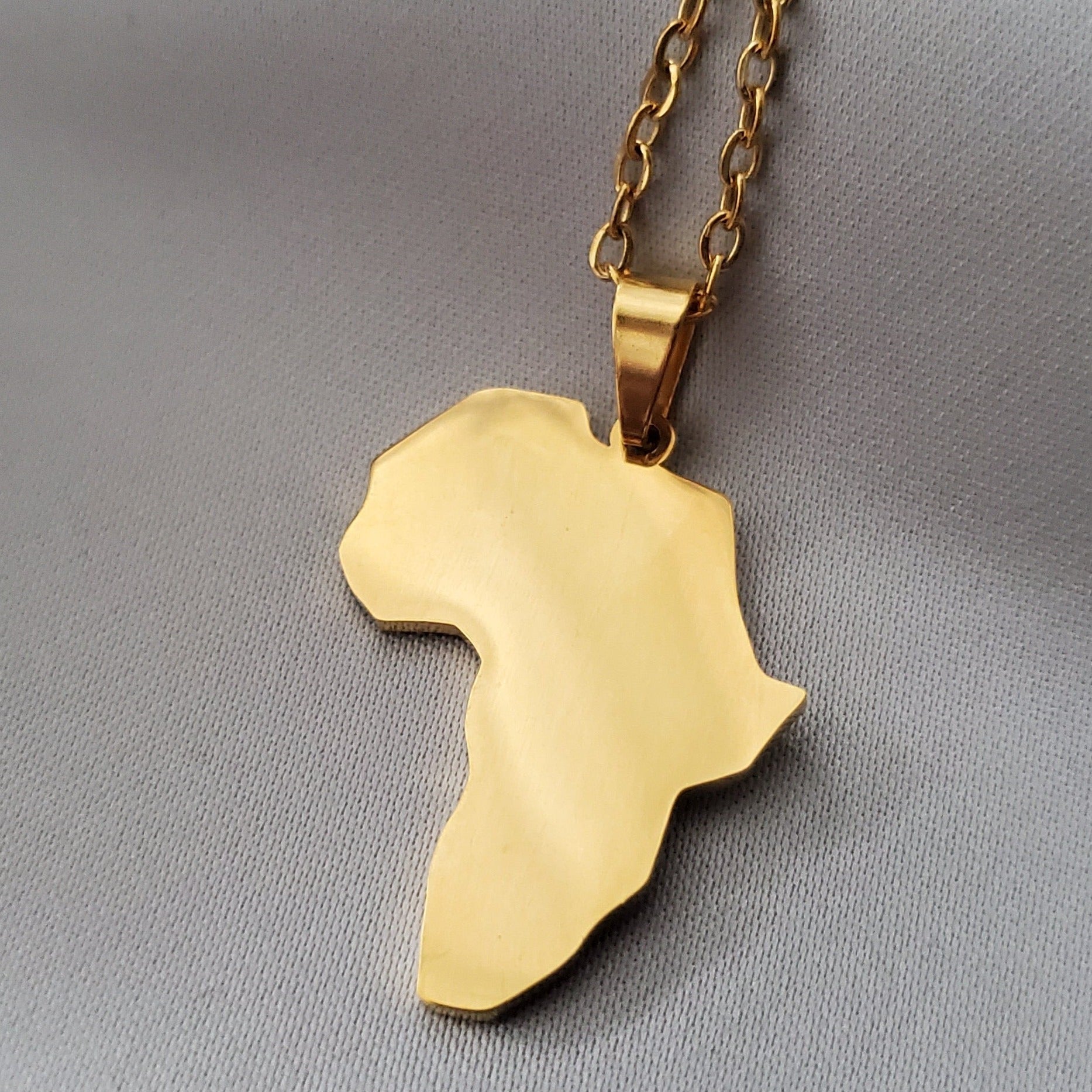 Africa Plain Pendant - Iṣura
