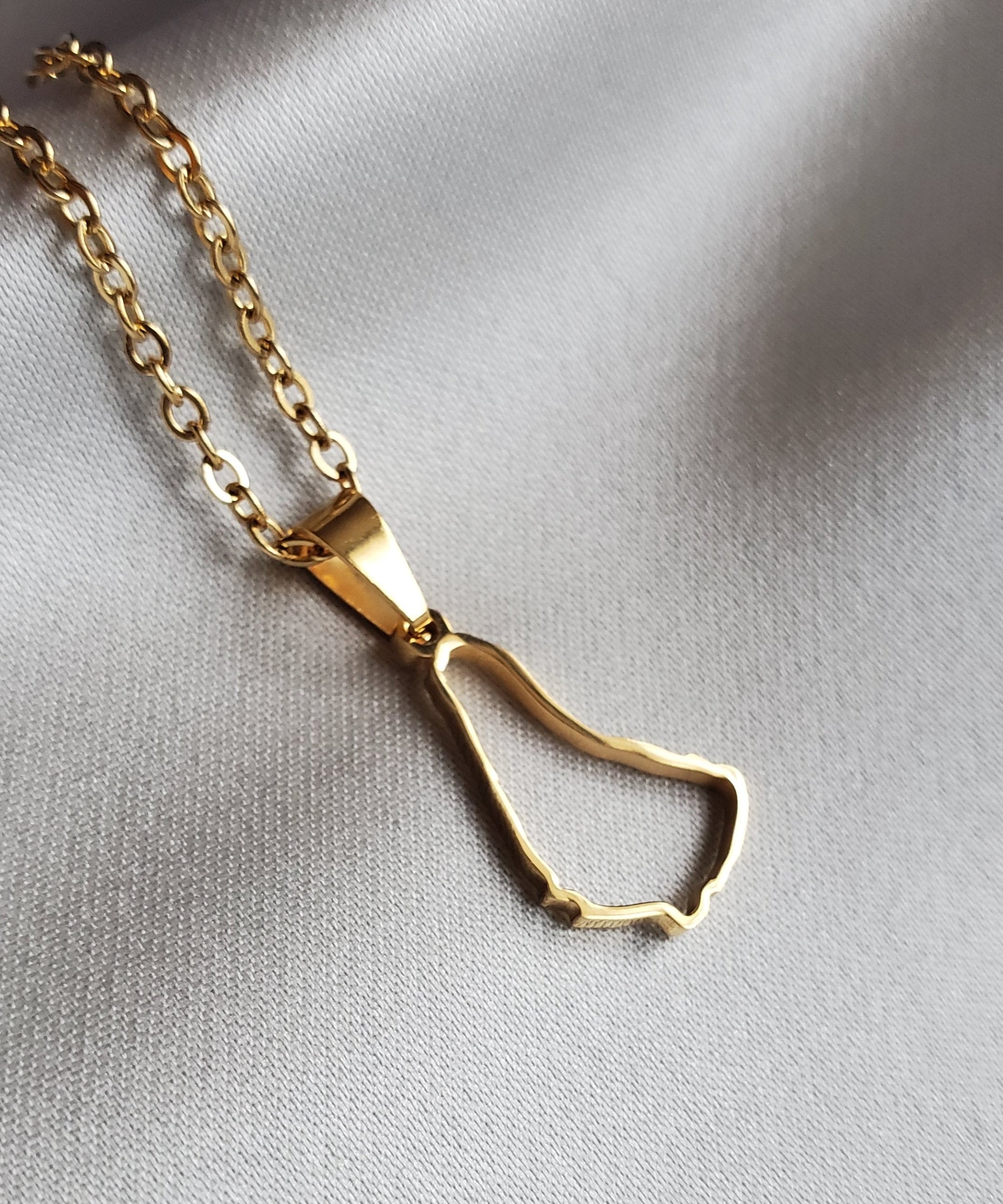 Barbados Outline Map Pendant - Iṣura