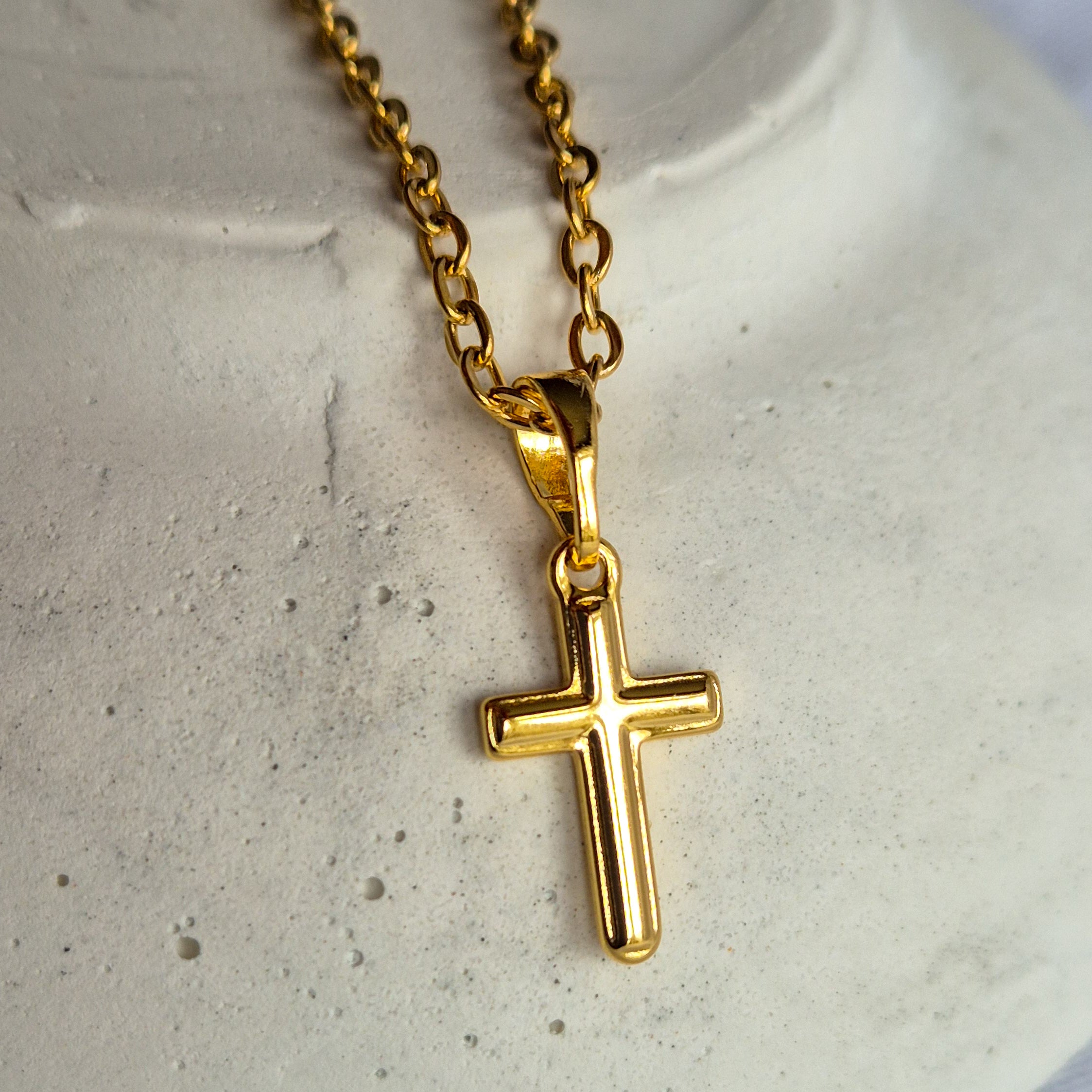 Mini Cross Necklace - Iṣura