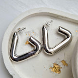 Triangle Stud Earrings - Iṣura