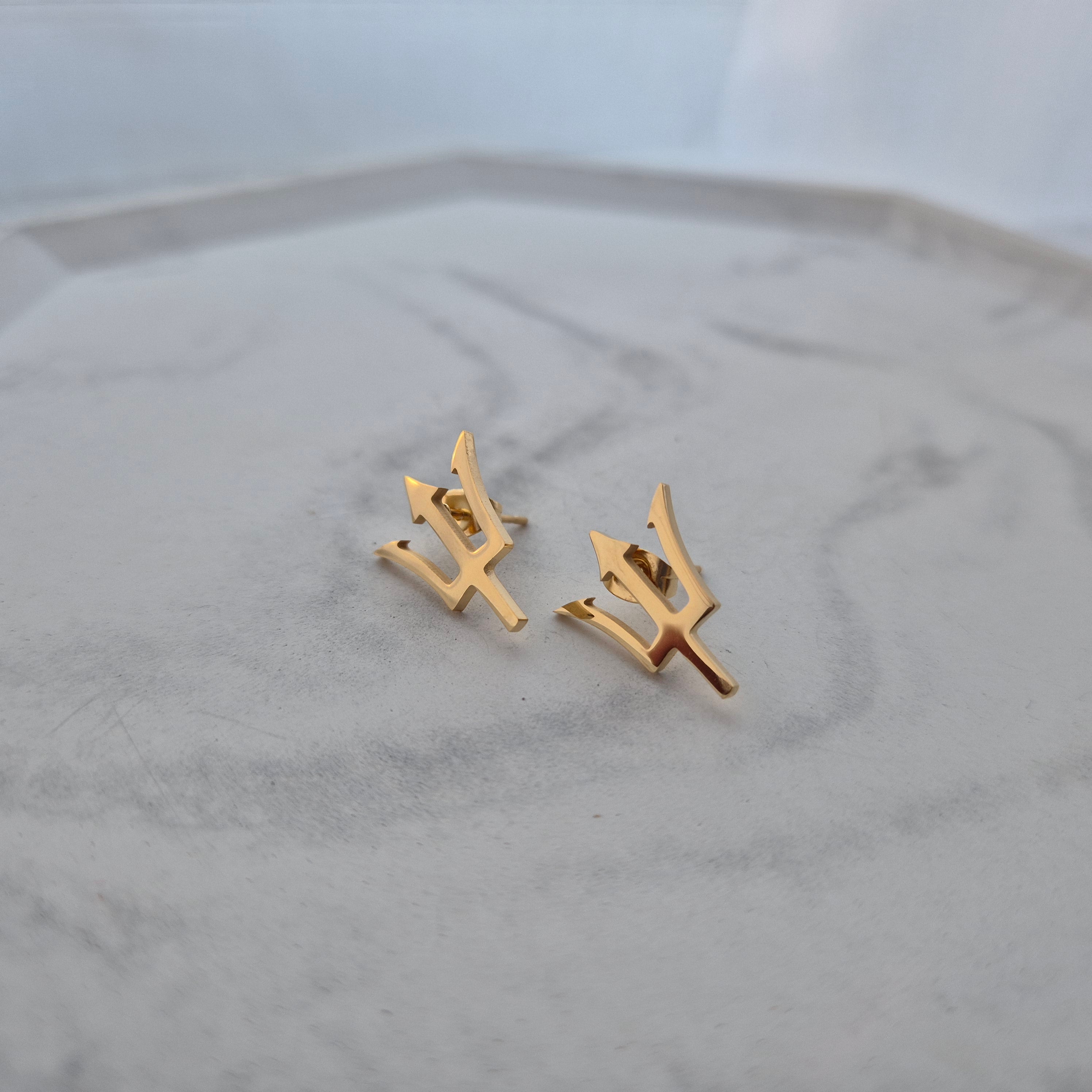 Barbados Trident Stud Earrings - Iṣura