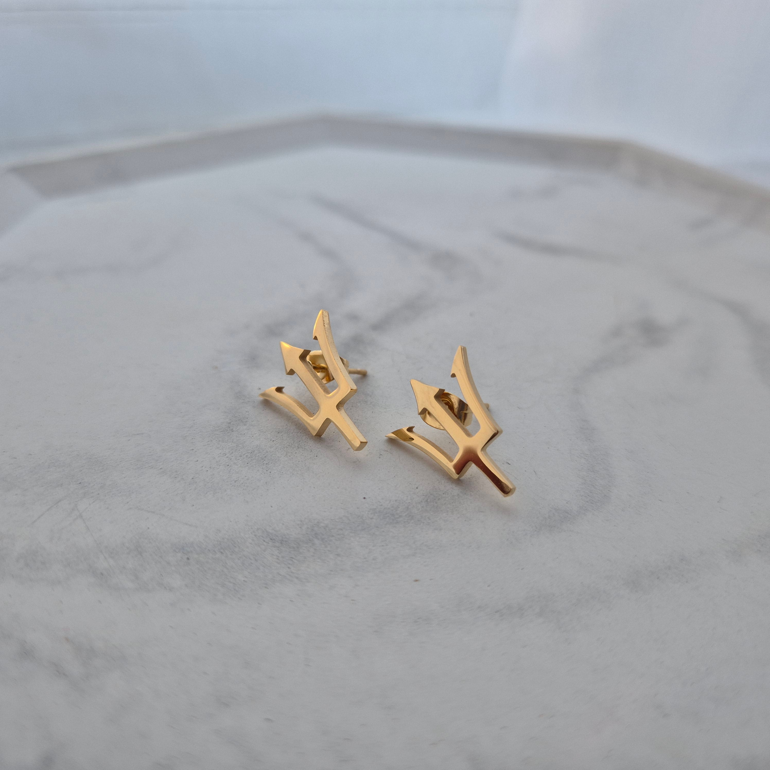 Barbados Trident Stud Earrings - Iṣura