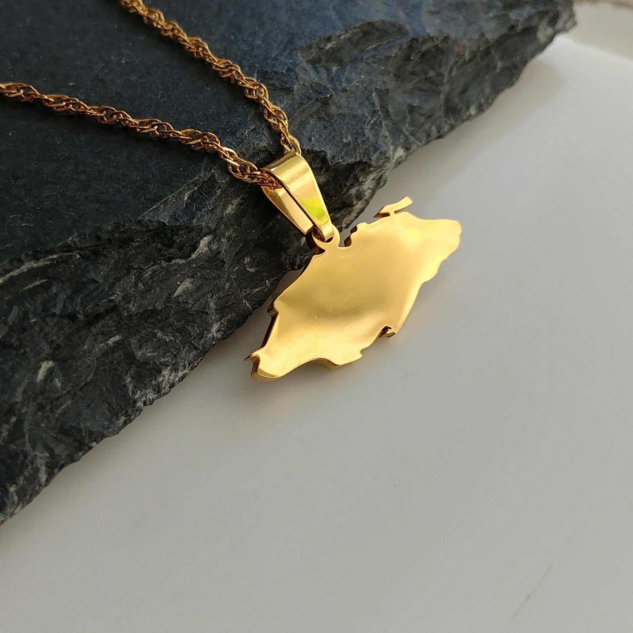 Bahamas Map Pendant - Iṣura