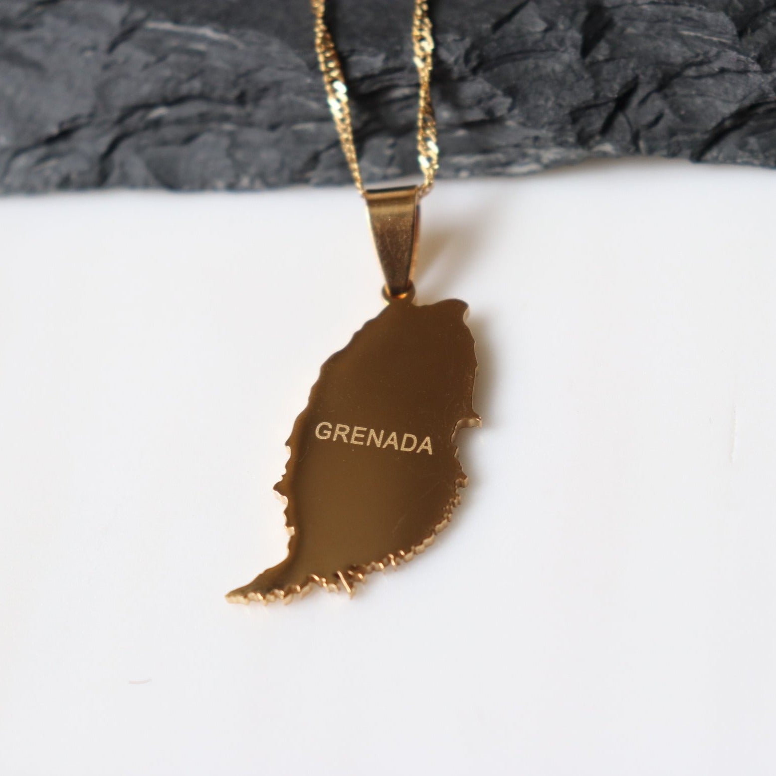 Grenada Island Map Pendant - Iṣura