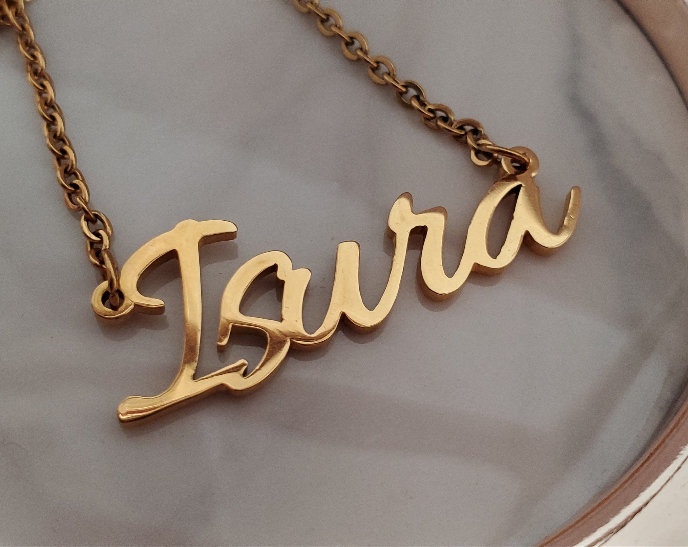 Custom Name Pendant - Iṣura