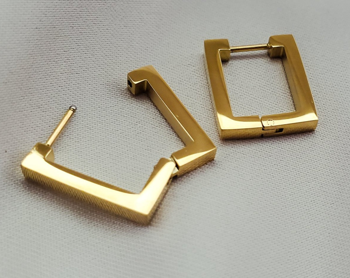 Nerissa Earrings - Iṣura