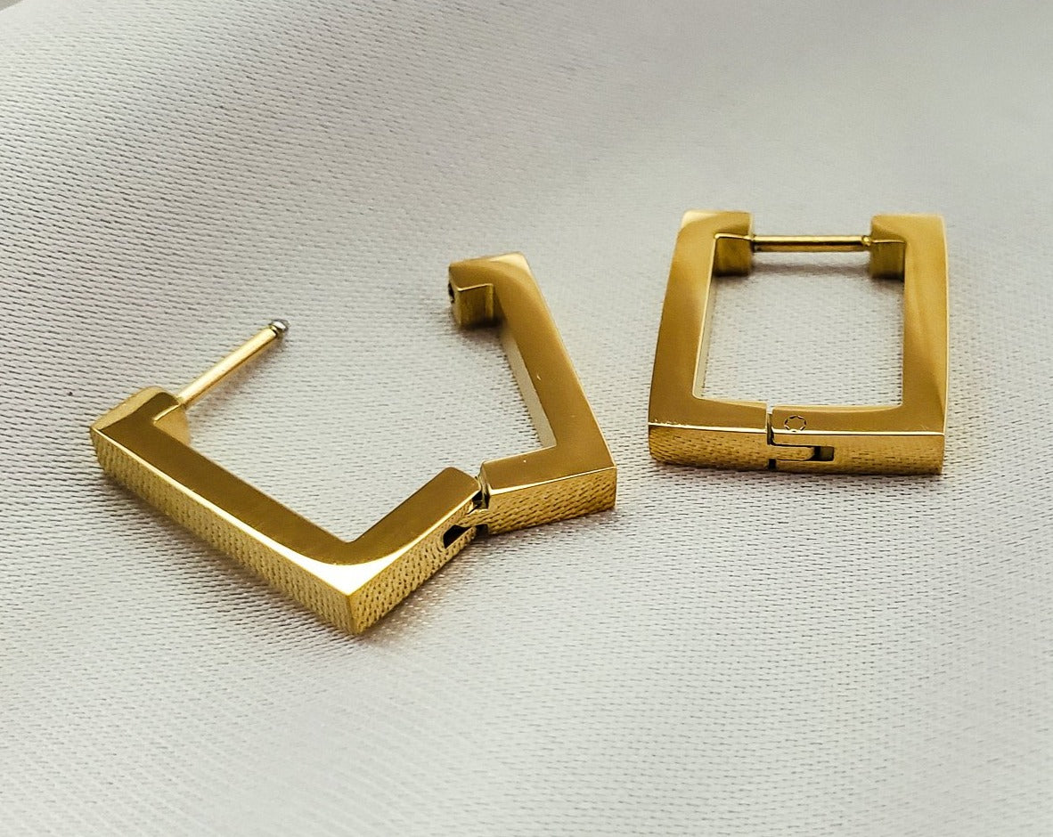 Nerissa Earrings - Iṣura