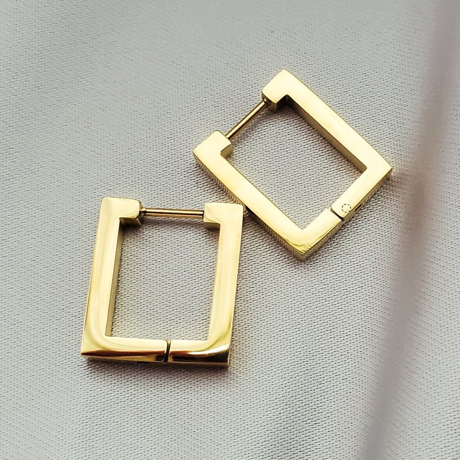 Nerissa Earrings - Iṣura