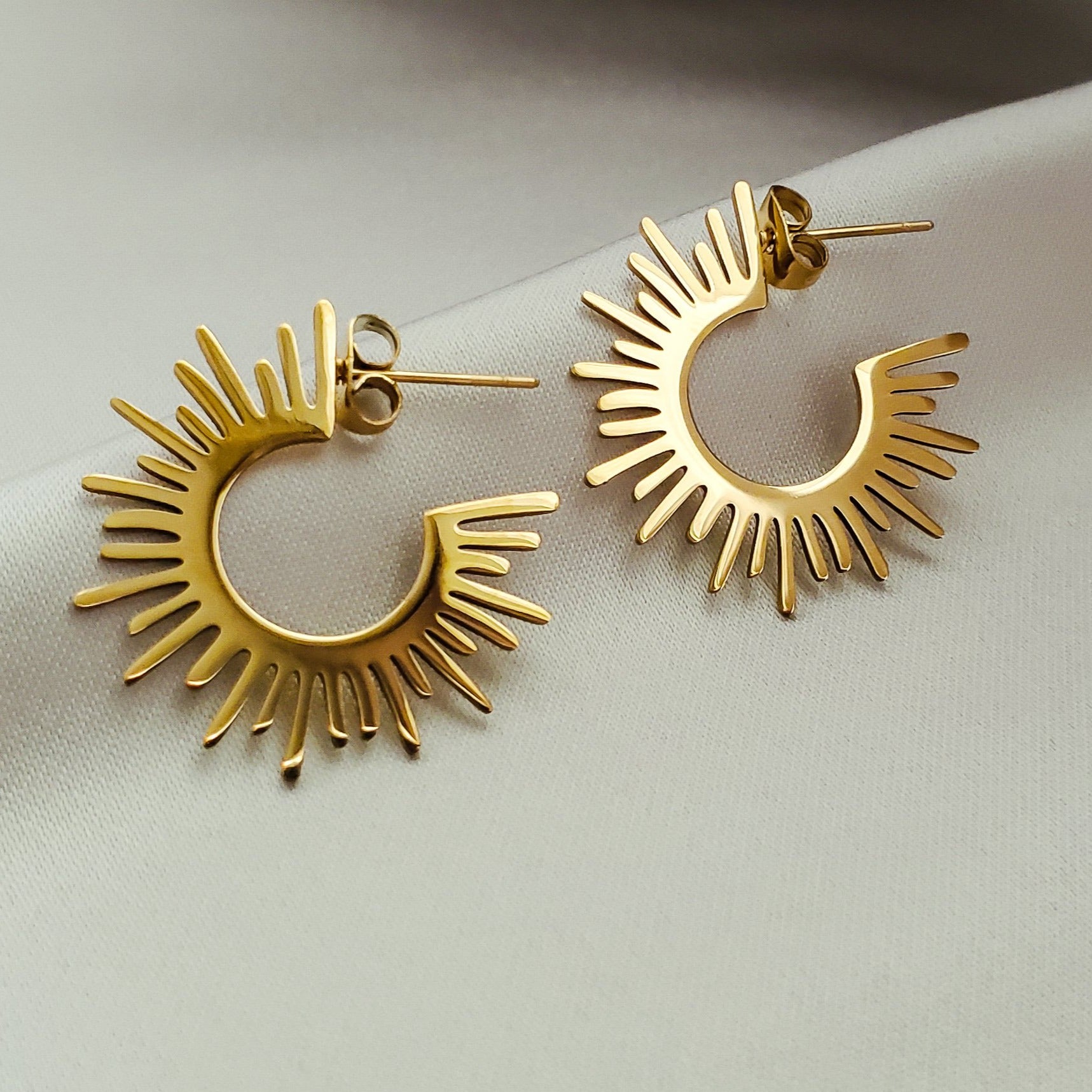 Addae Earrings - Iṣura