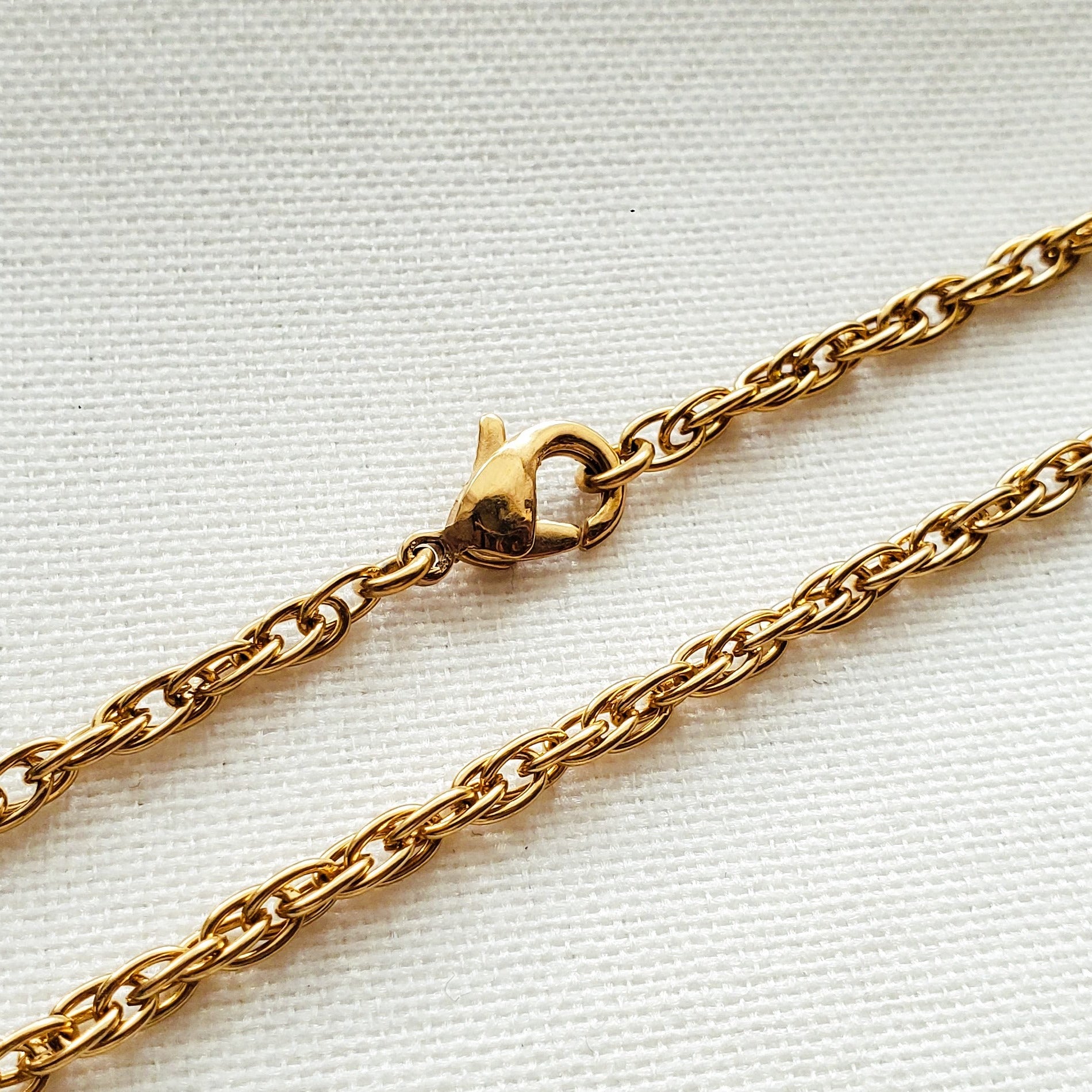 Lara Cable Chain - Iṣura