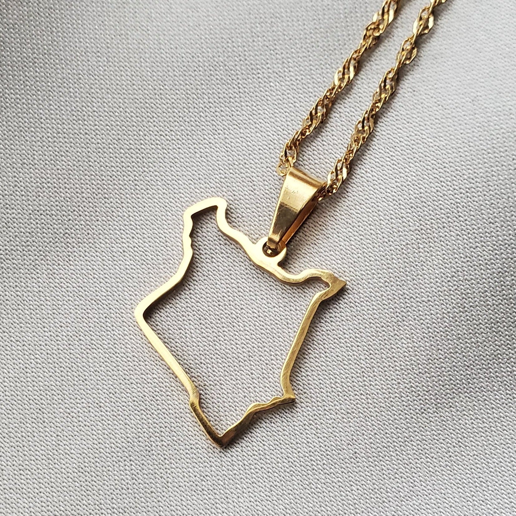 Kenya Outline Map Pendant - Iṣura