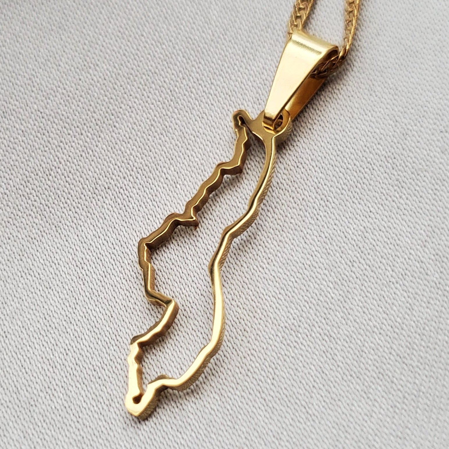 Malawi Outline Map Pendant - Iṣura