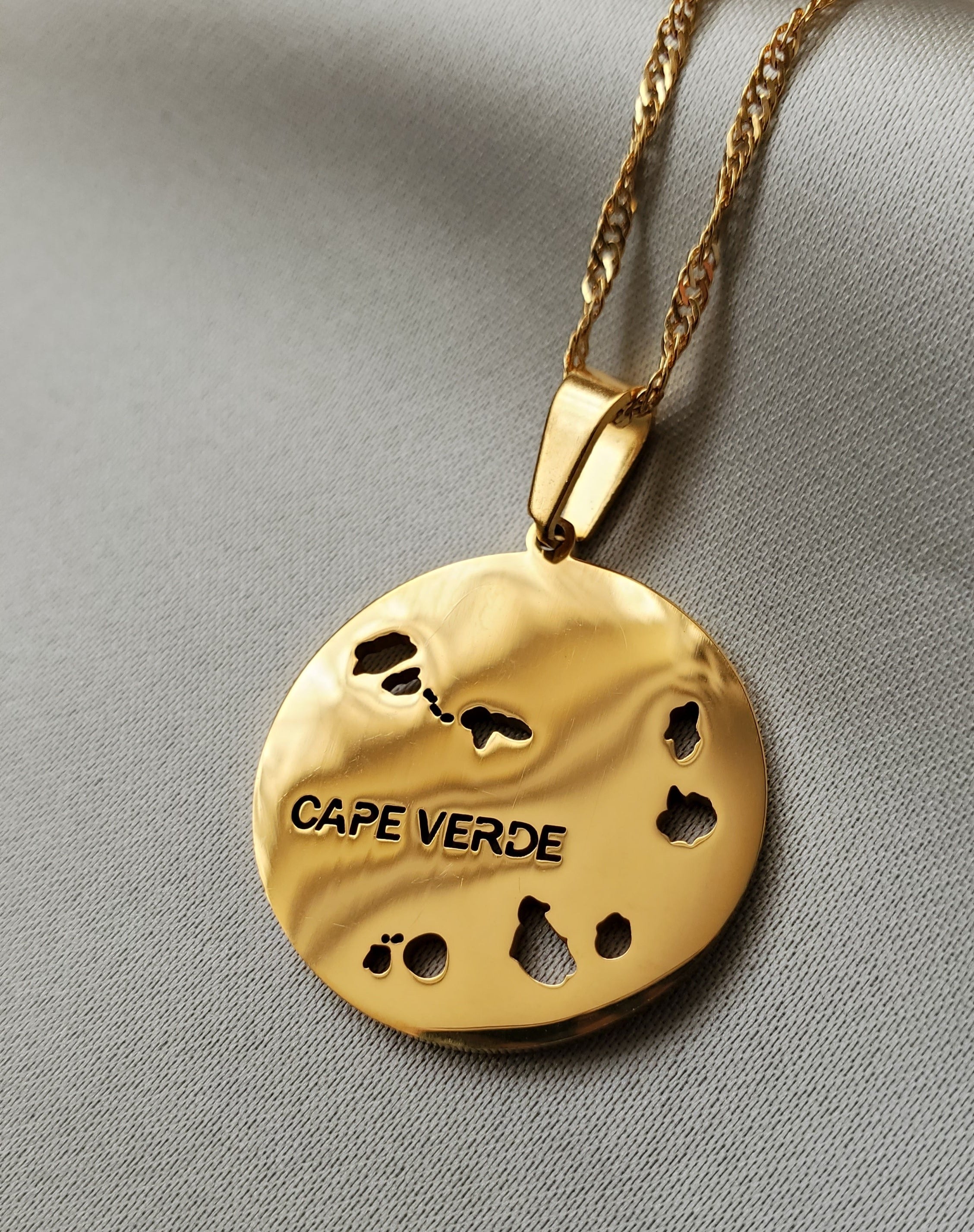 Cape Verde Islands Pendant - Iṣura
