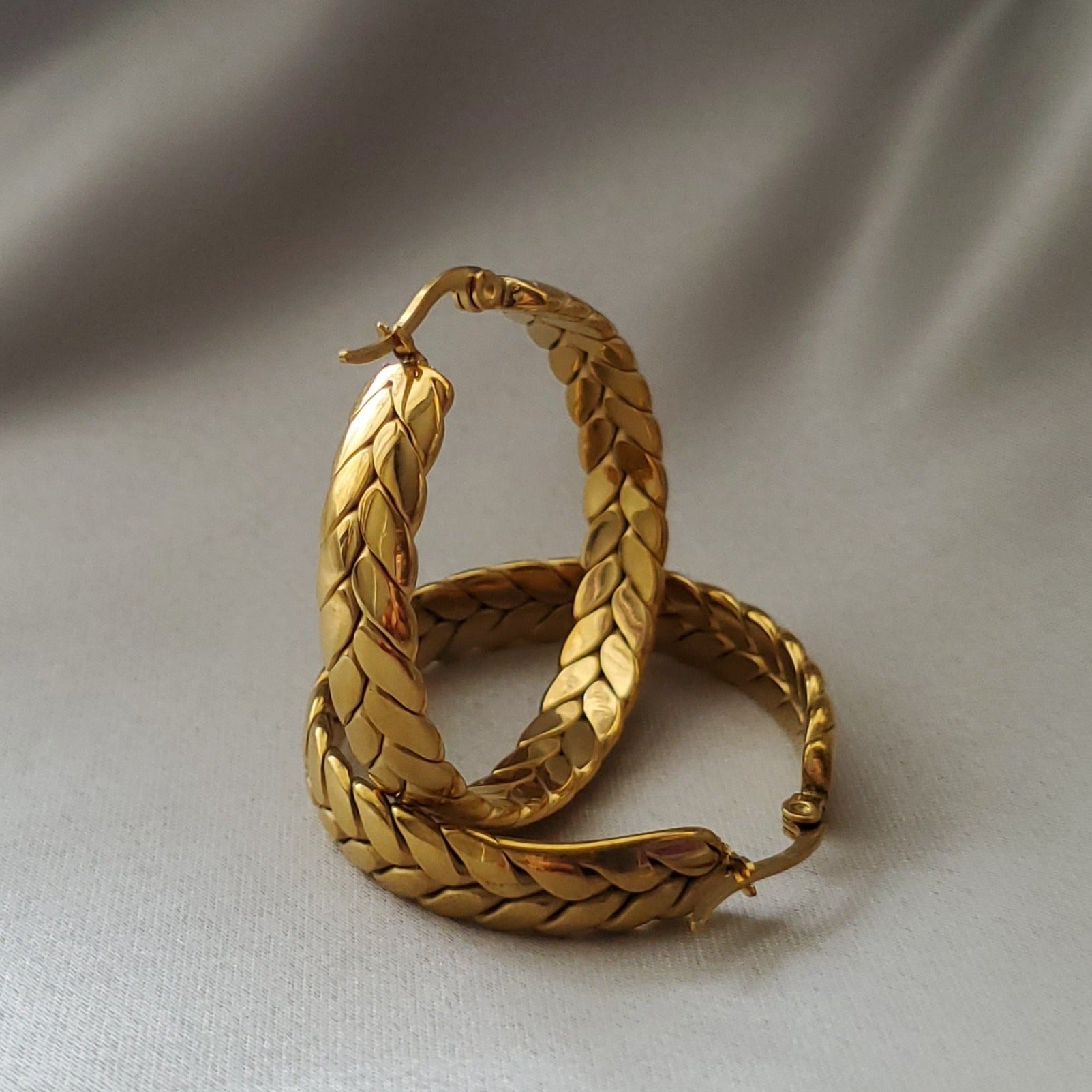 Braid Hoops - Iṣura