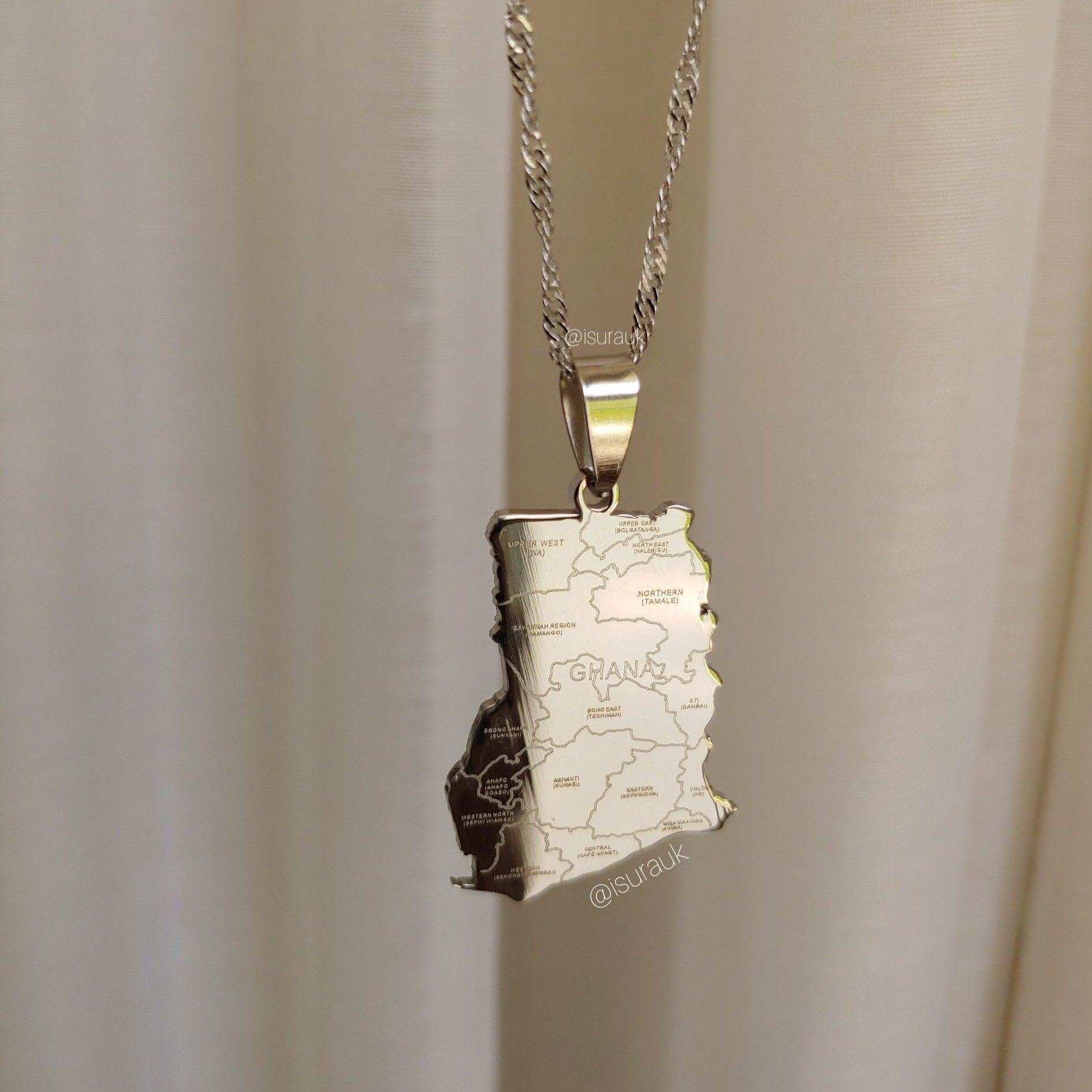 Ghana City Pendant - Iṣura