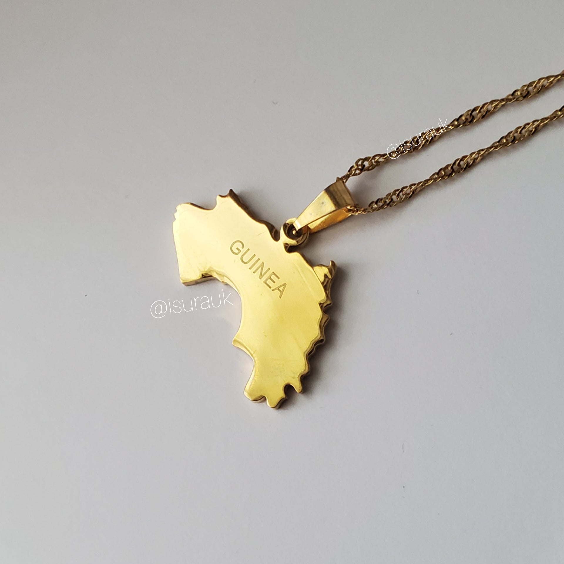Guinea Map Pendant - Iṣura