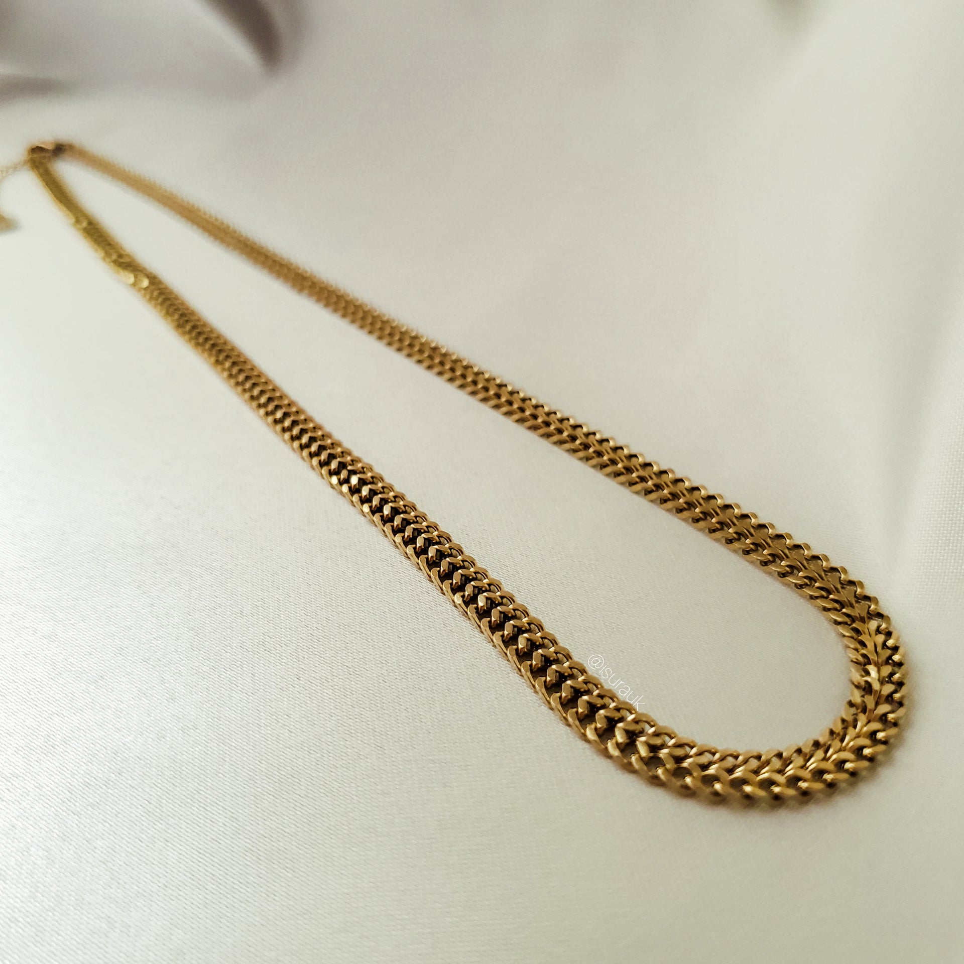 Olympia Flat Chain Necklace - Iṣura