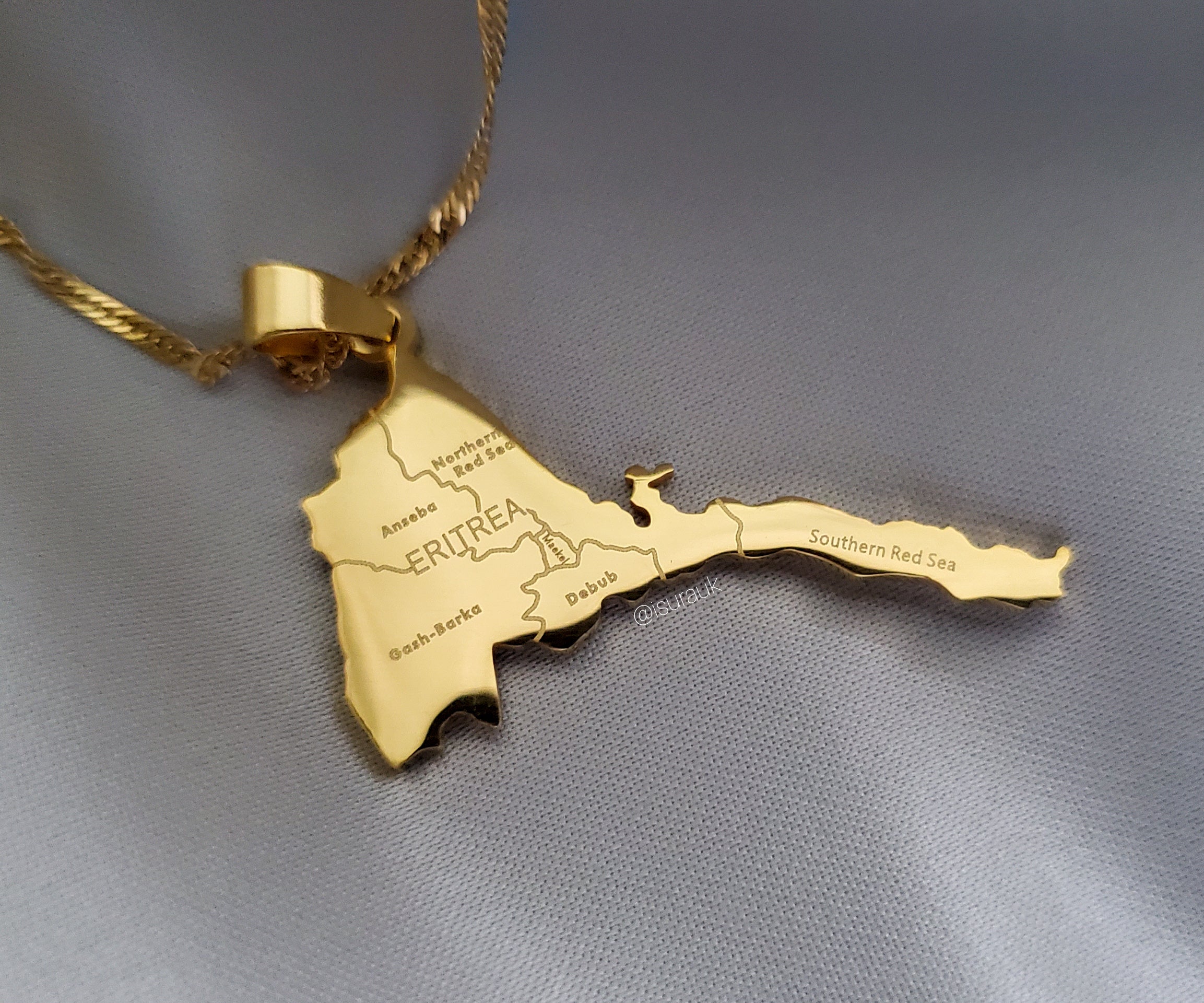 Eritrea City Pendant - Iṣura