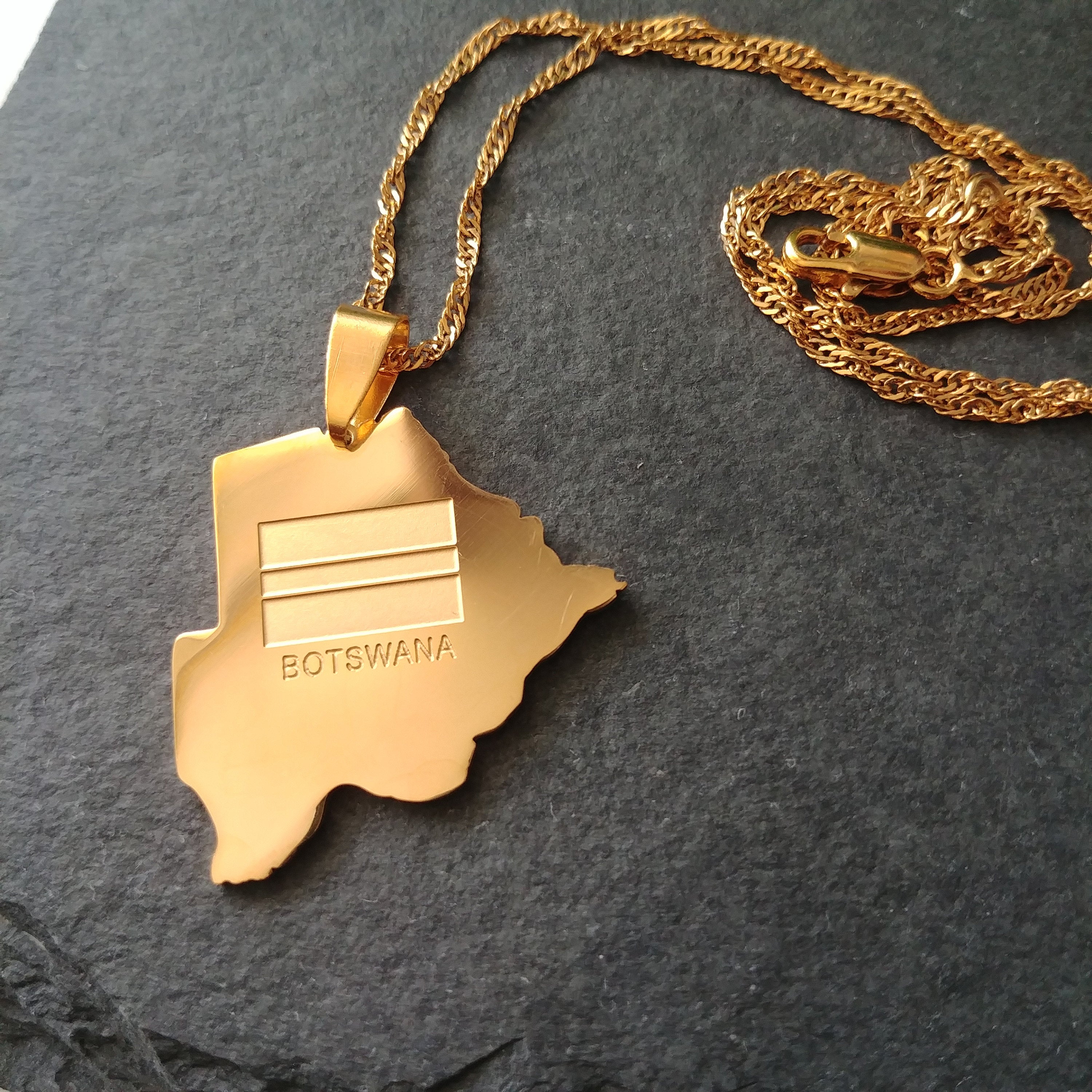 Botswana Flag Pendant - Iṣura