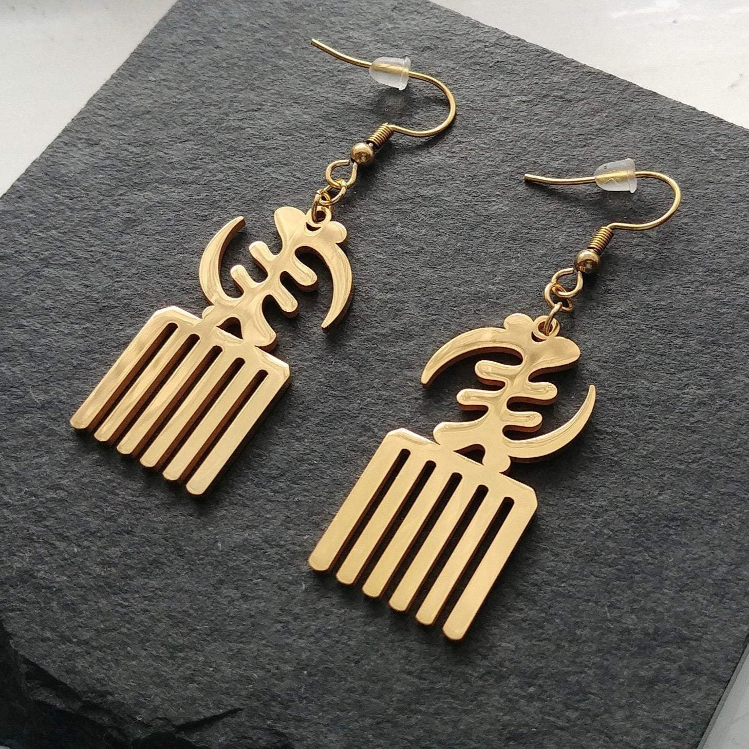 Gye Nyame Duafe Drop Earrings - Iṣura